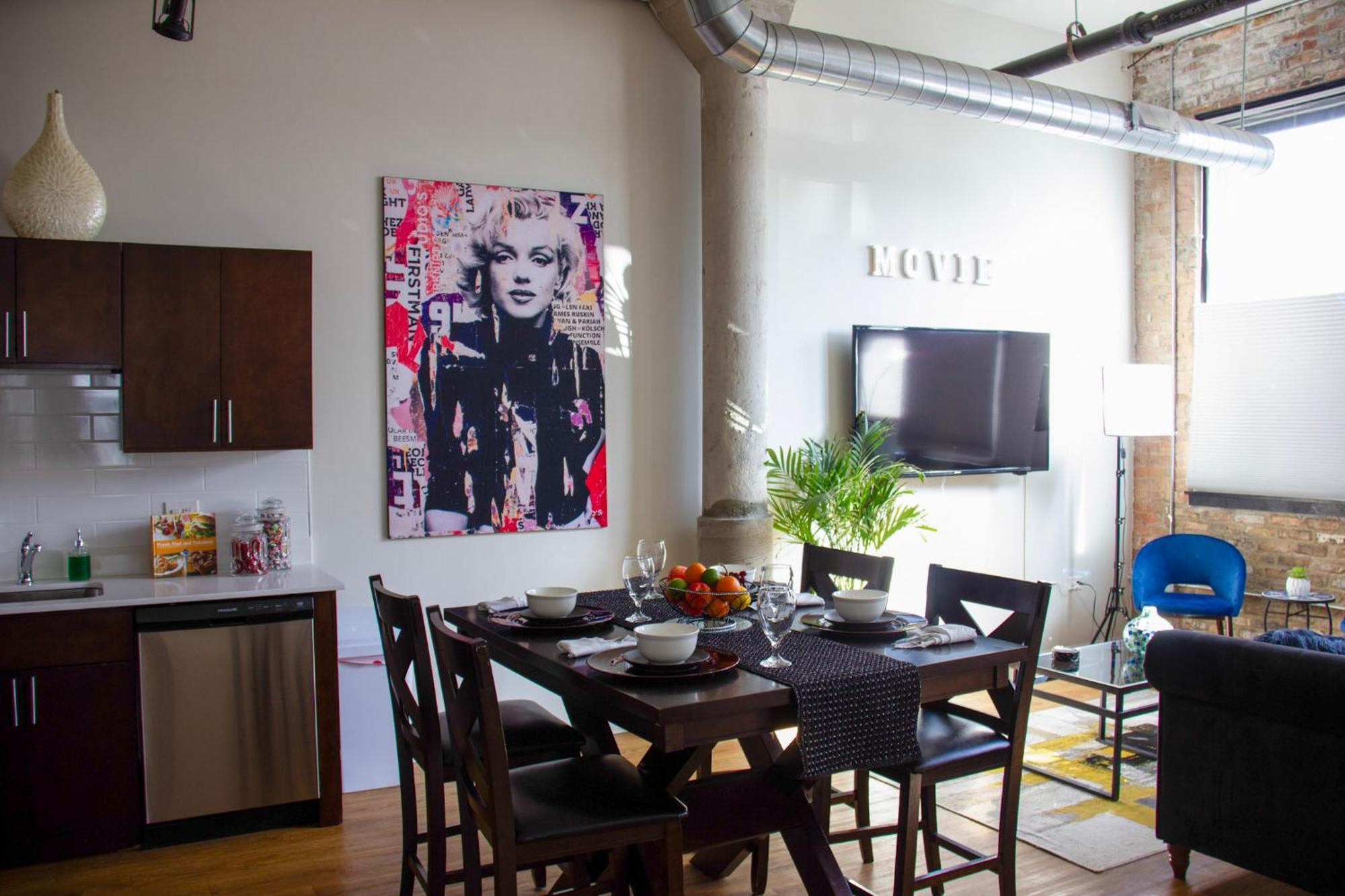 Luxery Stay Chicago - Themed Units! Close To Downtown, Mccormick Place & Wintrust Arena Exterior foto